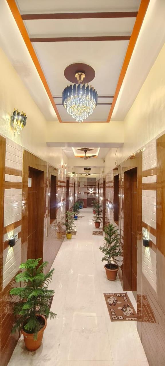 Hotel Shri Ram Bhavan Ayodhya Exterior foto