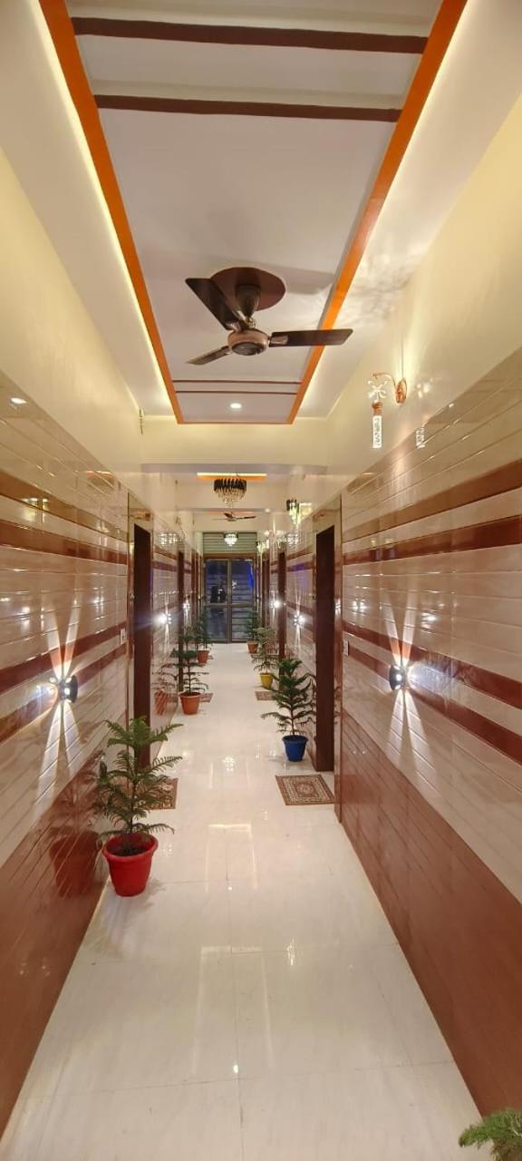 Hotel Shri Ram Bhavan Ayodhya Exterior foto