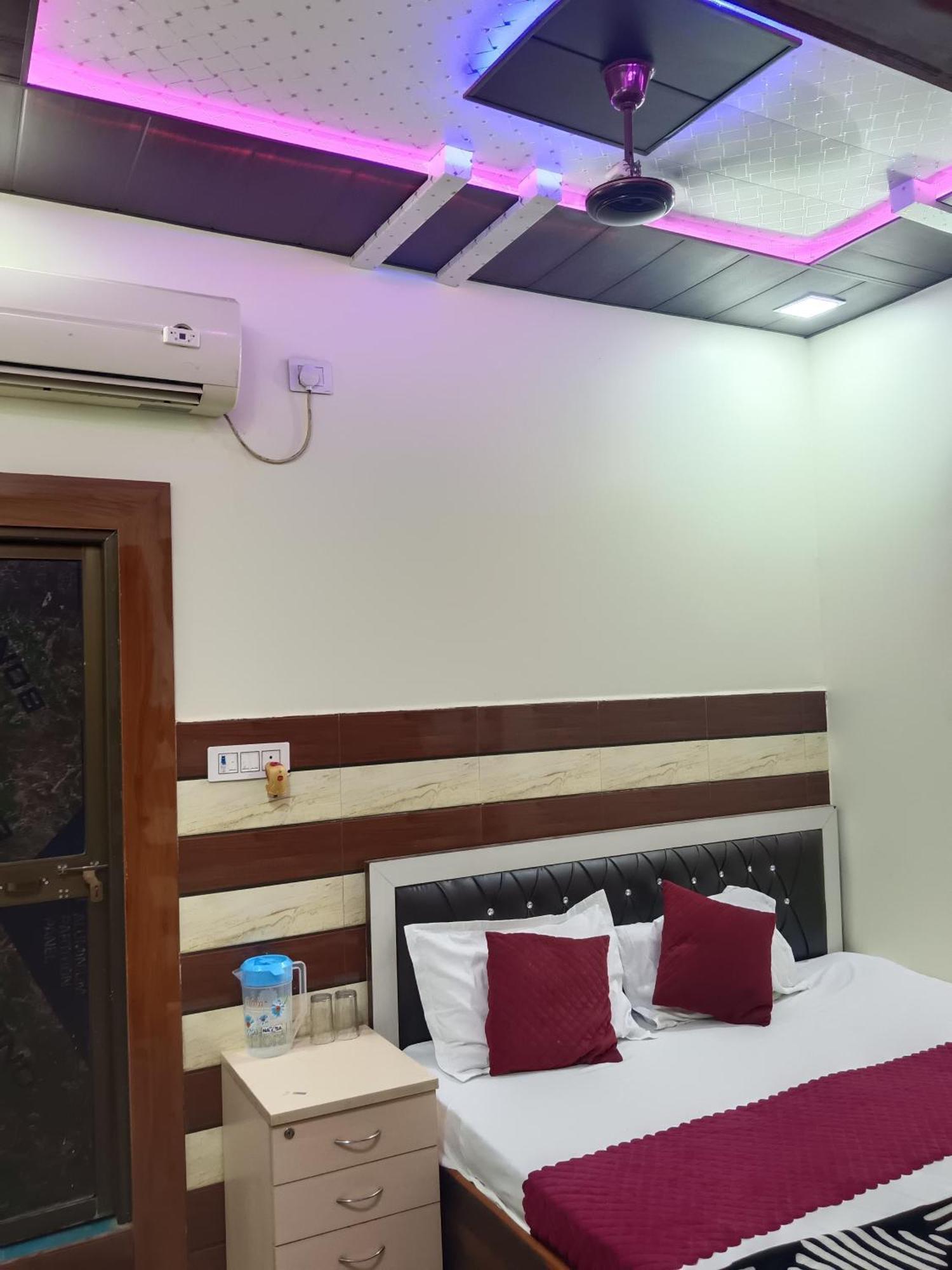 Hotel Shri Ram Bhavan Ayodhya Exterior foto